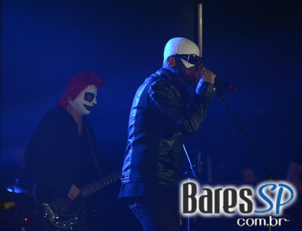 Titãs apresentaram show da turnê Nheengatu no palco do Audio Club Titãs apresentaram show da turnê Nheengatu no palco do Audio Club