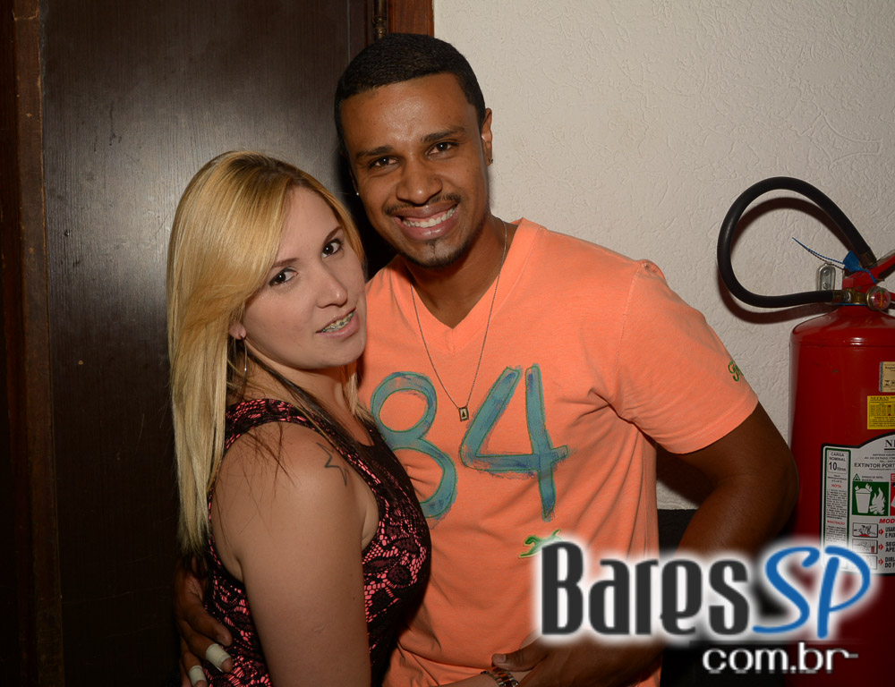 Show do Grupo Façanha e Samba Certo agitaram o Lucena Bar Show do Grupo Façanha e Samba Certo agitaram o Lucena Bar