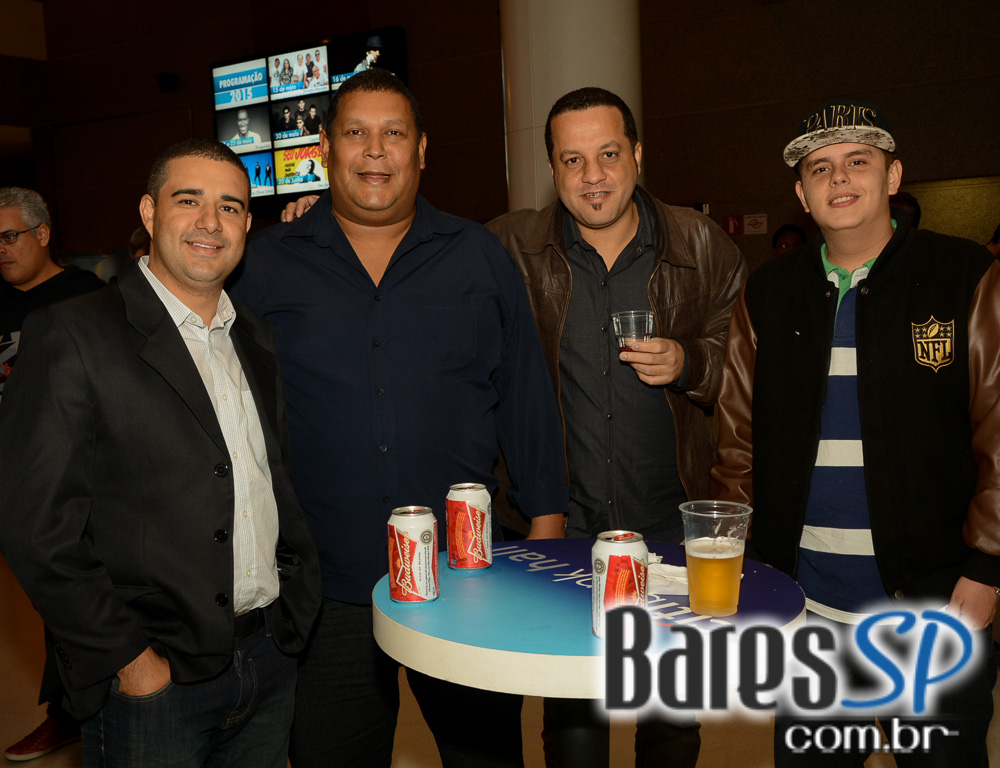 Zeca Pagodinho estreou turnê Ser Humano em show no Citibank Hall Zeca Pagodinho estreou turnê Ser Humano em show no Citibank Hall