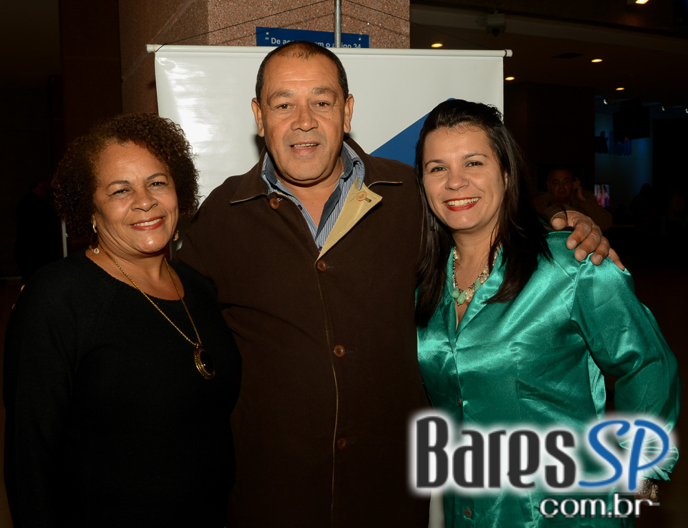 Zeca Pagodinho estreou turnê Ser Humano em show no Citibank Hall Zeca Pagodinho estreou turnê Ser Humano em show no Citibank Hall