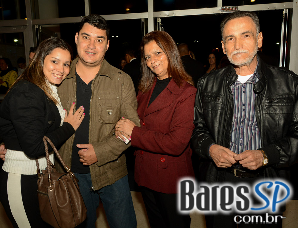 Zeca Pagodinho estreou turnê Ser Humano em show no Citibank Hall Zeca Pagodinho estreou turnê Ser Humano em show no Citibank Hall