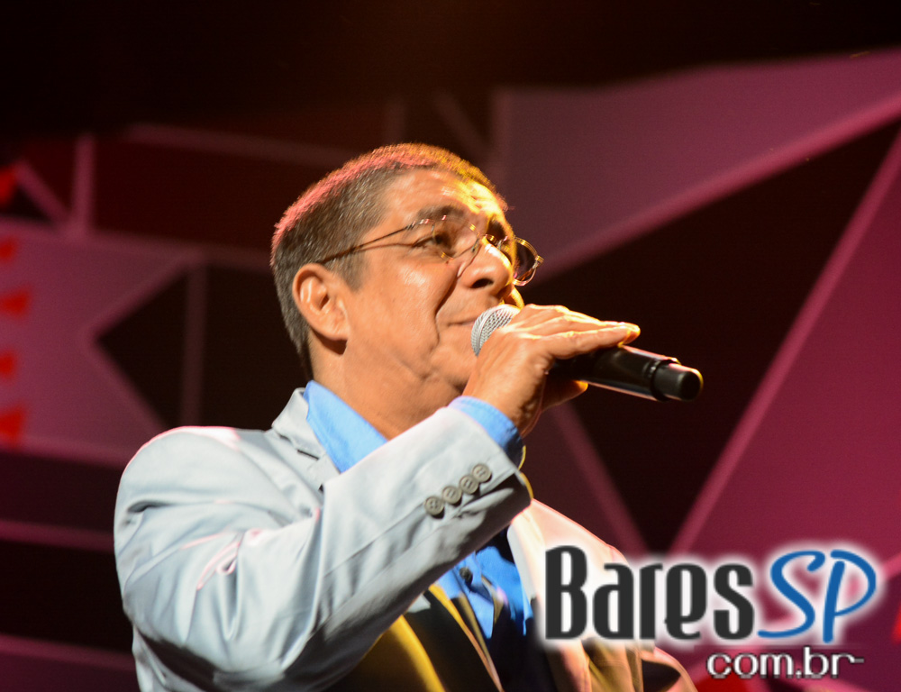 Zeca Pagodinho estreou turnê Ser Humano em show no Citibank Hall Zeca Pagodinho estreou turnê Ser Humano em show no Citibank Hall