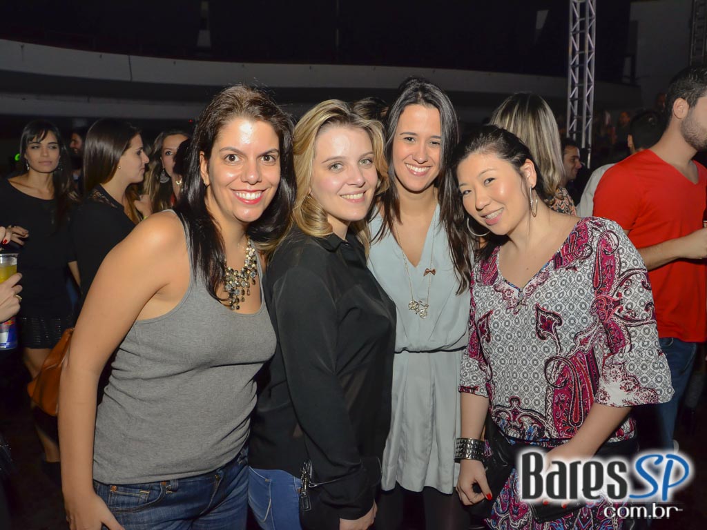 Festa S.O.S - Salve o Sábado agitou a galera do Clube Pinheiros Festa S.O.S - Salve o Sábado agitou a galera do Clube Pinheiros