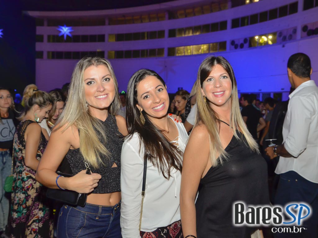 Festa S.O.S - Salve o Sábado agitou a galera do Clube Pinheiros Festa S.O.S - Salve o Sábado agitou a galera do Clube Pinheiros