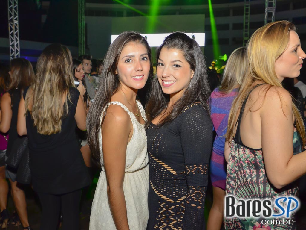 Festa S.O.S - Salve o Sábado agitou a galera do Clube Pinheiros Festa S.O.S - Salve o Sábado agitou a galera do Clube Pinheiros