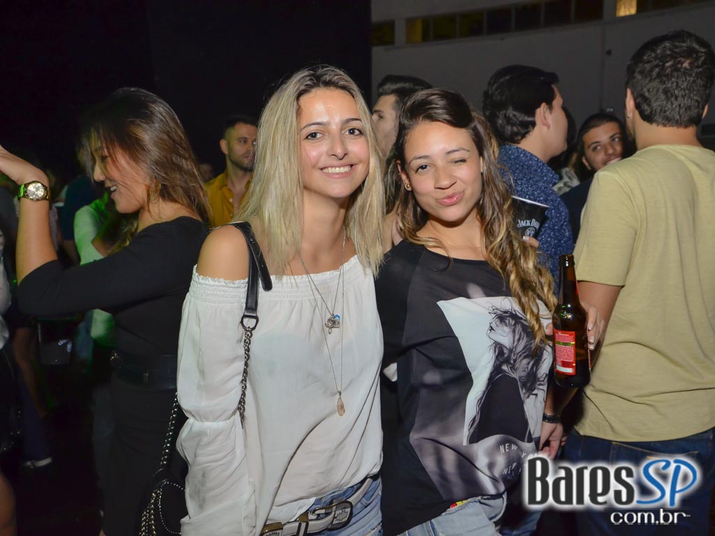 Festa S.O.S - Salve o Sábado agitou a galera do Clube Pinheiros Festa S.O.S - Salve o Sábado agitou a galera do Clube Pinheiros