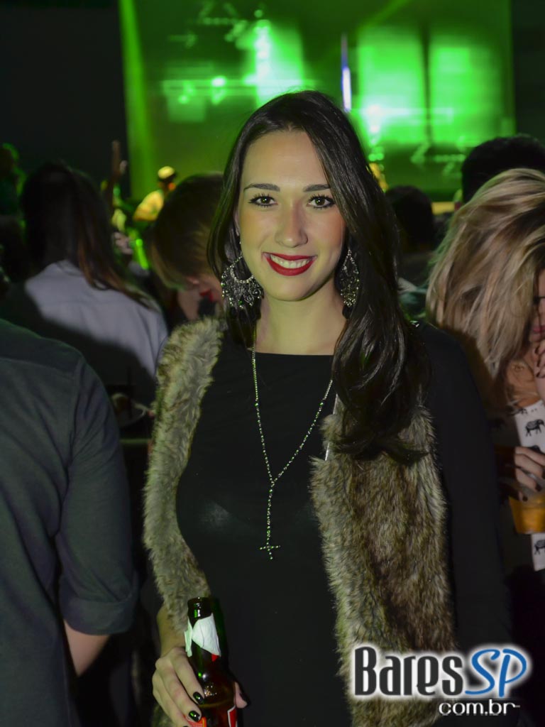 Festa S.O.S - Salve o Sábado agitou a galera do Clube Pinheiros Festa S.O.S - Salve o Sábado agitou a galera do Clube Pinheiros