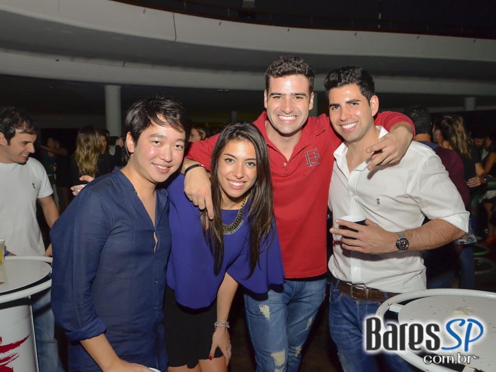 Festa S.O.S - Salve o Sábado agitou a galera do Clube Pinheiros Festa S.O.S - Salve o Sábado agitou a galera do Clube Pinheiros