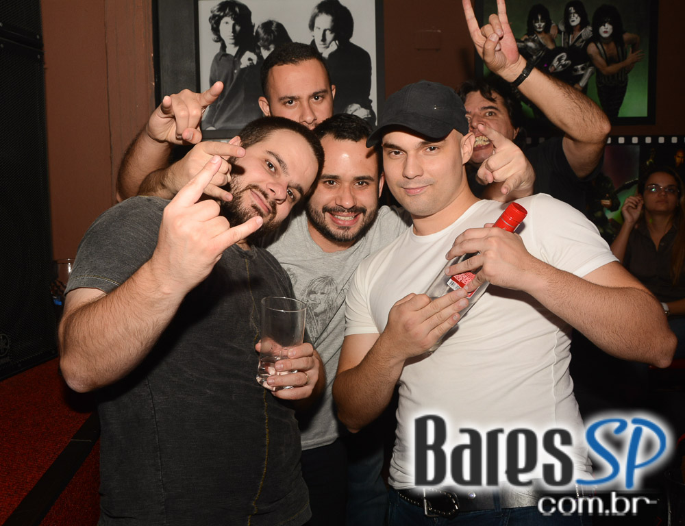 Tributo a Dio com o melhor do heavy metal sábado no Gillan's Inn Tributo a Dio com o melhor do heavy metal sábado no Gillan's Inn