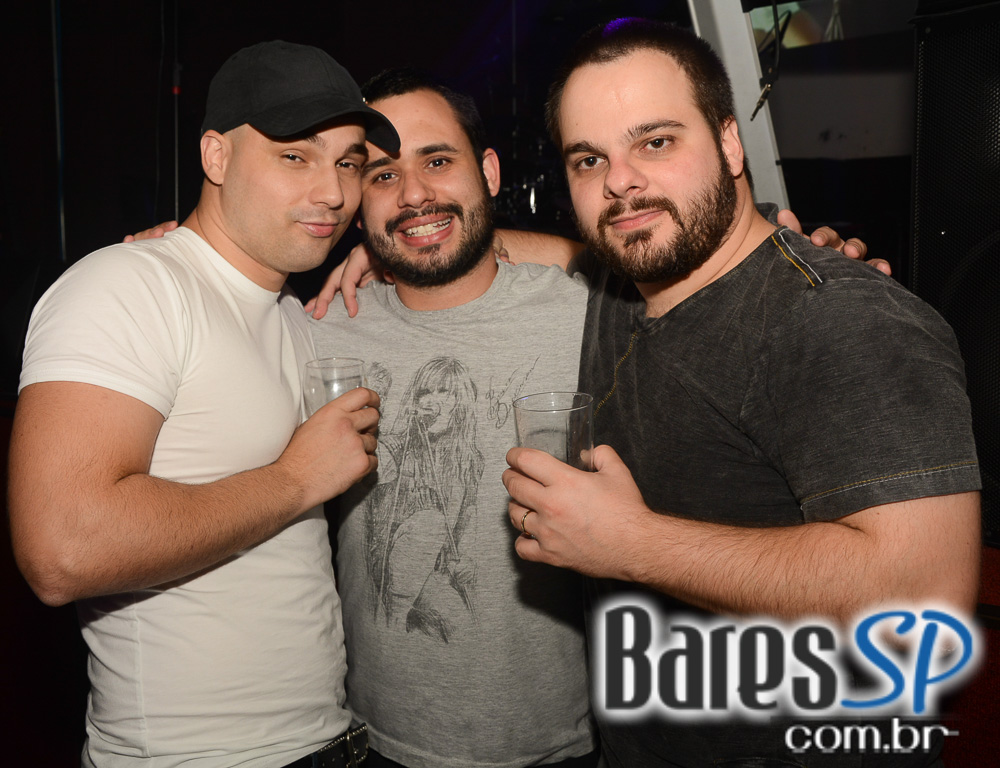 Tributo a Dio com o melhor do heavy metal sábado no Gillan's Inn Tributo a Dio com o melhor do heavy metal sábado no Gillan's Inn