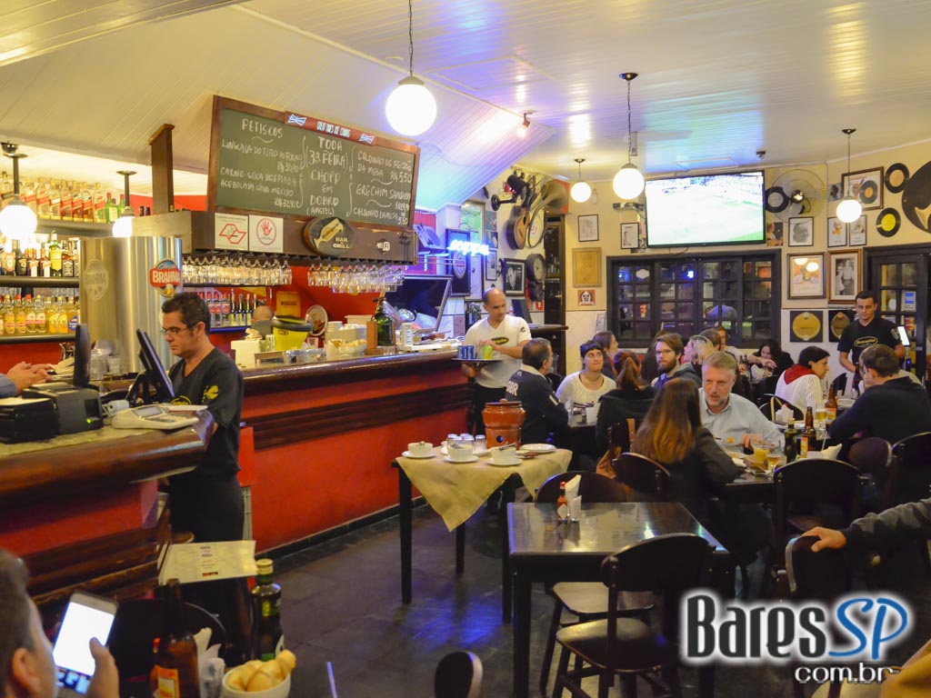 Botequim Bar & Grill ofereceu cardápio variado e drinks especiais Botequim Bar & Grill ofereceu cardápio variado e drinks especiais