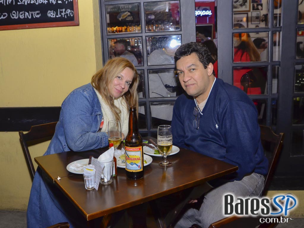 Botequim Bar & Grill ofereceu cardápio variado e drinks especiais Botequim Bar & Grill ofereceu cardápio variado e drinks especiais