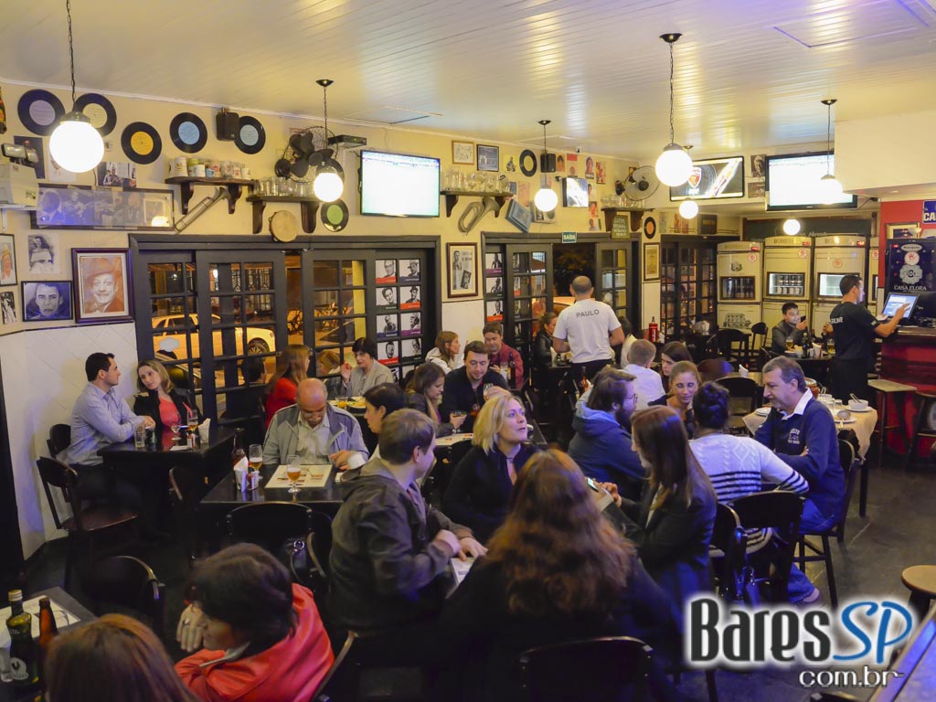 Botequim Bar & Grill ofereceu cardápio variado e drinks especiais Botequim Bar & Grill ofereceu cardápio variado e drinks especiais