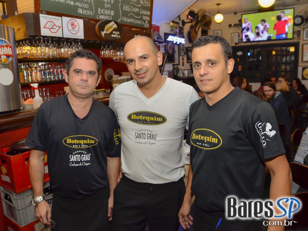 Botequim Bar & Grill ofereceu cardápio variado e drinks especiais Botequim Bar & Grill ofereceu cardápio variado e drinks especiais
