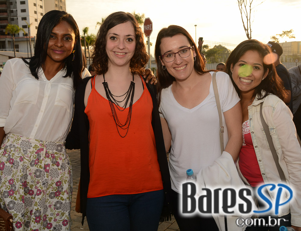 Burger Weekend na Feirinha Gastronômica Jardim das Perdizes Burger Weekend na Feirinha Gastronômica Jardim das Perdizes