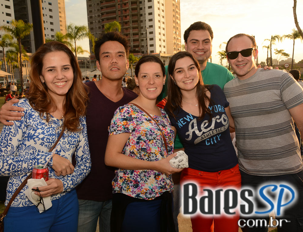 Burger Weekend na Feirinha Gastronômica Jardim das Perdizes Burger Weekend na Feirinha Gastronômica Jardim das Perdizes