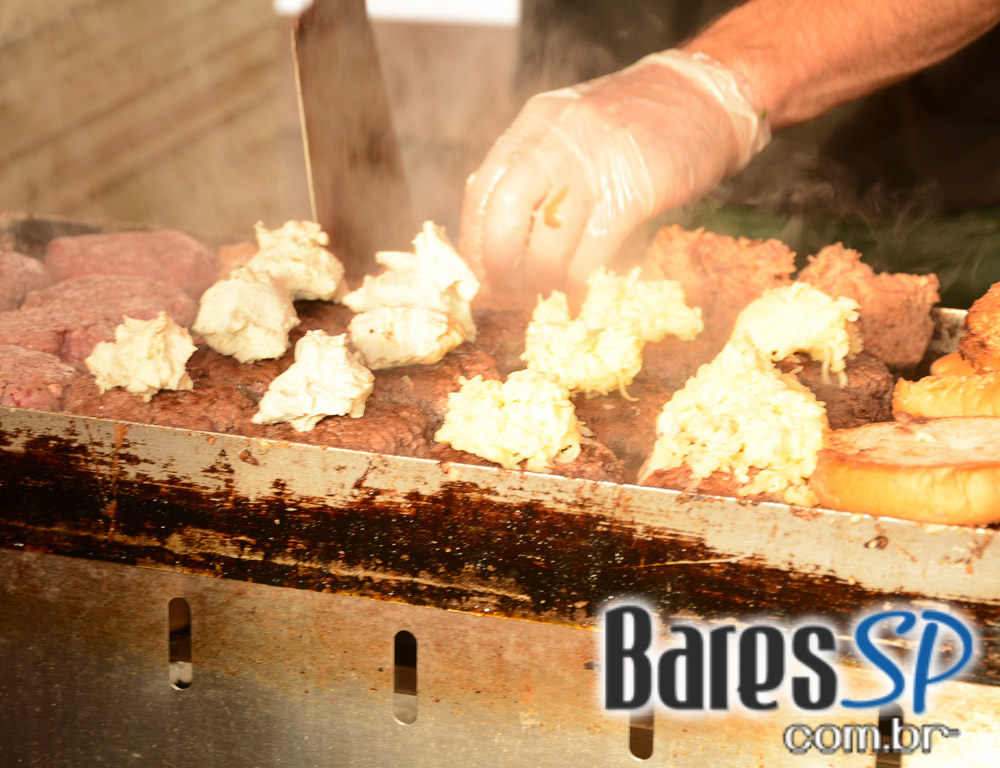 Burger Weekend na Feirinha Gastronômica Jardim das Perdizes Burger Weekend na Feirinha Gastronômica Jardim das Perdizes