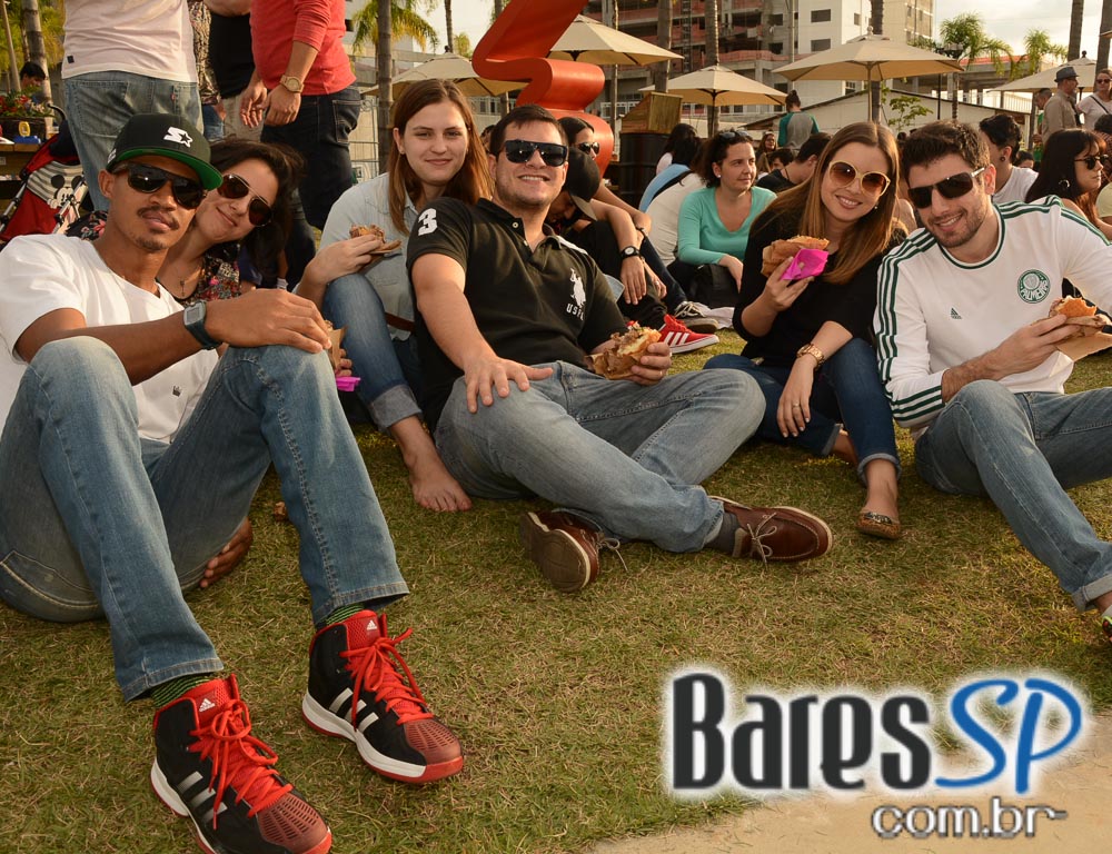 Burger Weekend na Feirinha Gastronômica Jardim das Perdizes Burger Weekend na Feirinha Gastronômica Jardim das Perdizes