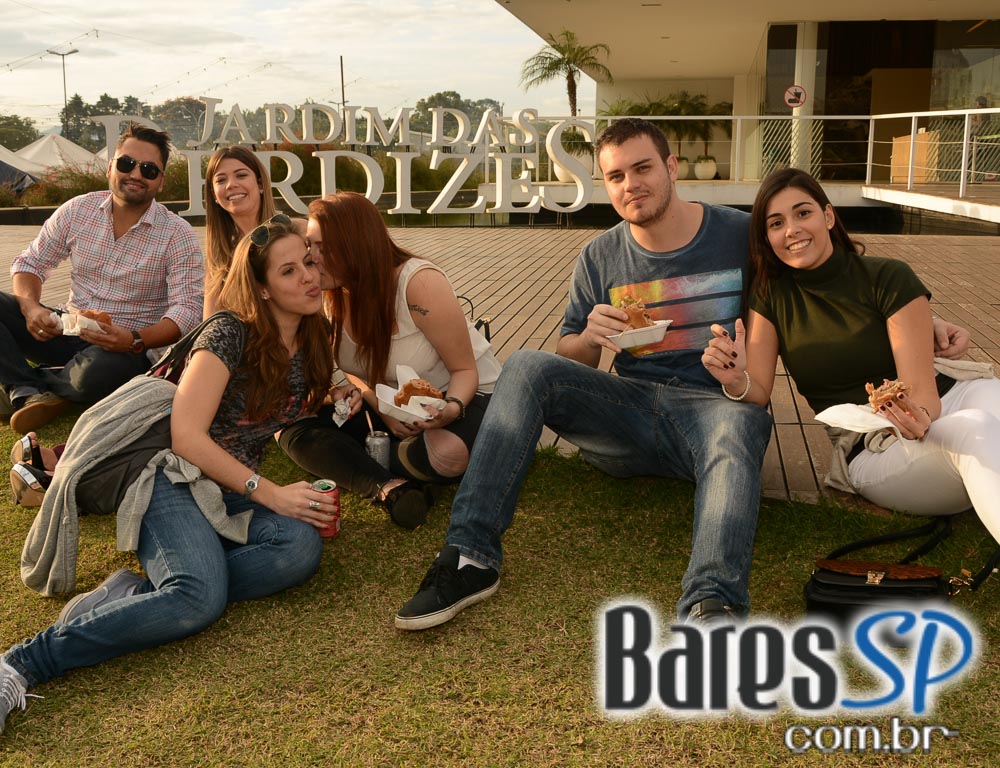 Burger Weekend na Feirinha Gastronômica Jardim das Perdizes Burger Weekend na Feirinha Gastronômica Jardim das Perdizes