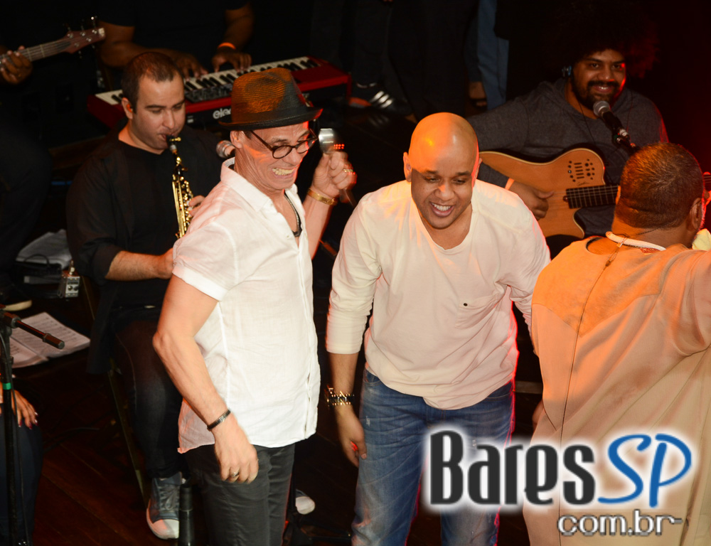 Cantor Arlindo Cruz apresentou seus sucessos sexta-feira no Lapa 40 Graus Cantor Arlindo Cruz apresentou seus sucessos sexta-feira no Lapa 40 Graus