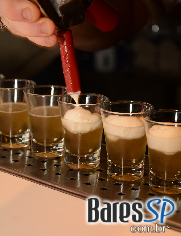 Festa de Inauguração ofereceu um cardápio especial no Porô Bar Festa de Inauguração ofereceu um cardápio especial no Porô Bar