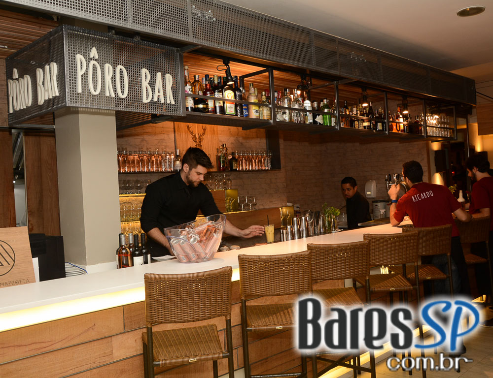 Festa de Inauguração ofereceu um cardápio especial no Porô Bar Festa de Inauguração ofereceu um cardápio especial no Porô Bar