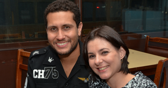 Sábado foi dia de curtir os sucessos do pop rock com a banda Chevette 75 no Capital da Villa