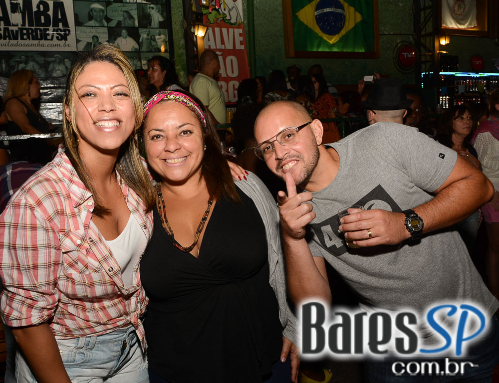 Festa Junina no Vila do Samba com Trio Virgulino e Batuque de Corda no feriado Festa Junina no Vila do Samba com Trio Virgulino e Batuque de Corda no feriado