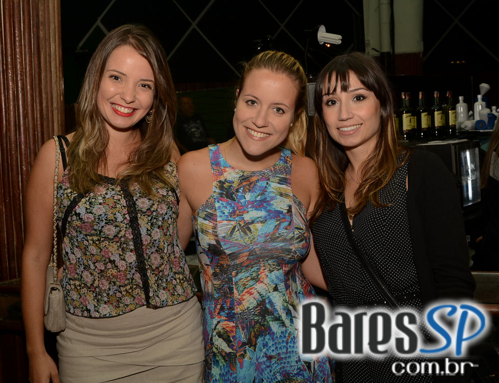 Bloco do Sargento Pimenta comandou o clima junino do ArraYeah do Cine Joia Bloco do Sargento Pimenta comandou o clima junino do ArraYeah do Cine Joia