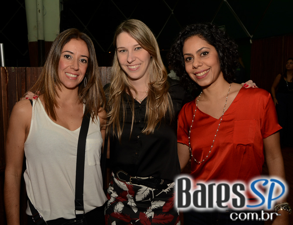 Bloco do Sargento Pimenta comandou o clima junino do ArraYeah do Cine Joia Bloco do Sargento Pimenta comandou o clima junino do ArraYeah do Cine Joia