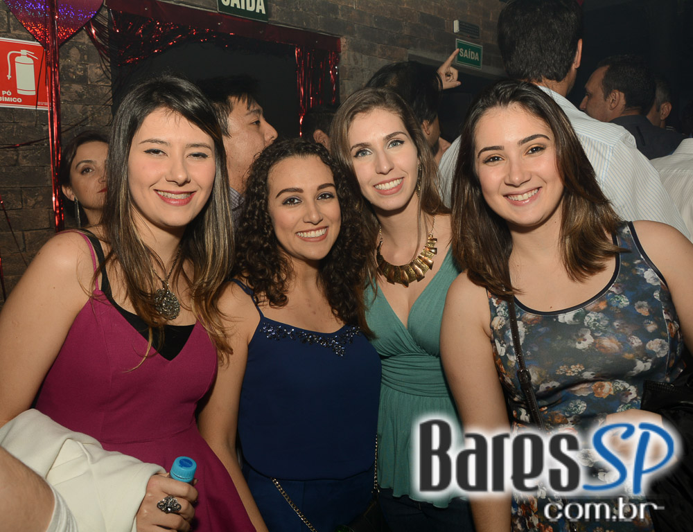 She Rocks promoveu a Single Party com muitas atrações na noite dos Solteiros She Rocks promoveu a Single Party com muitas atrações na noite dos Solteiros