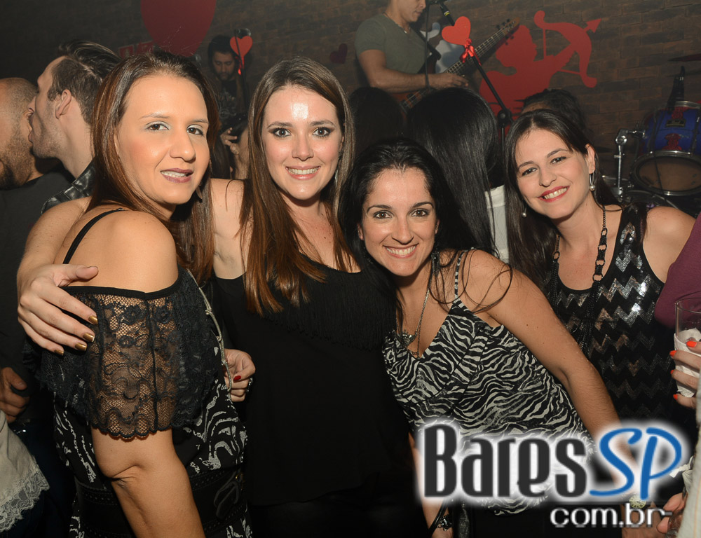 She Rocks promoveu a Single Party com muitas atrações na noite dos Solteiros She Rocks promoveu a Single Party com muitas atrações na noite dos Solteiros