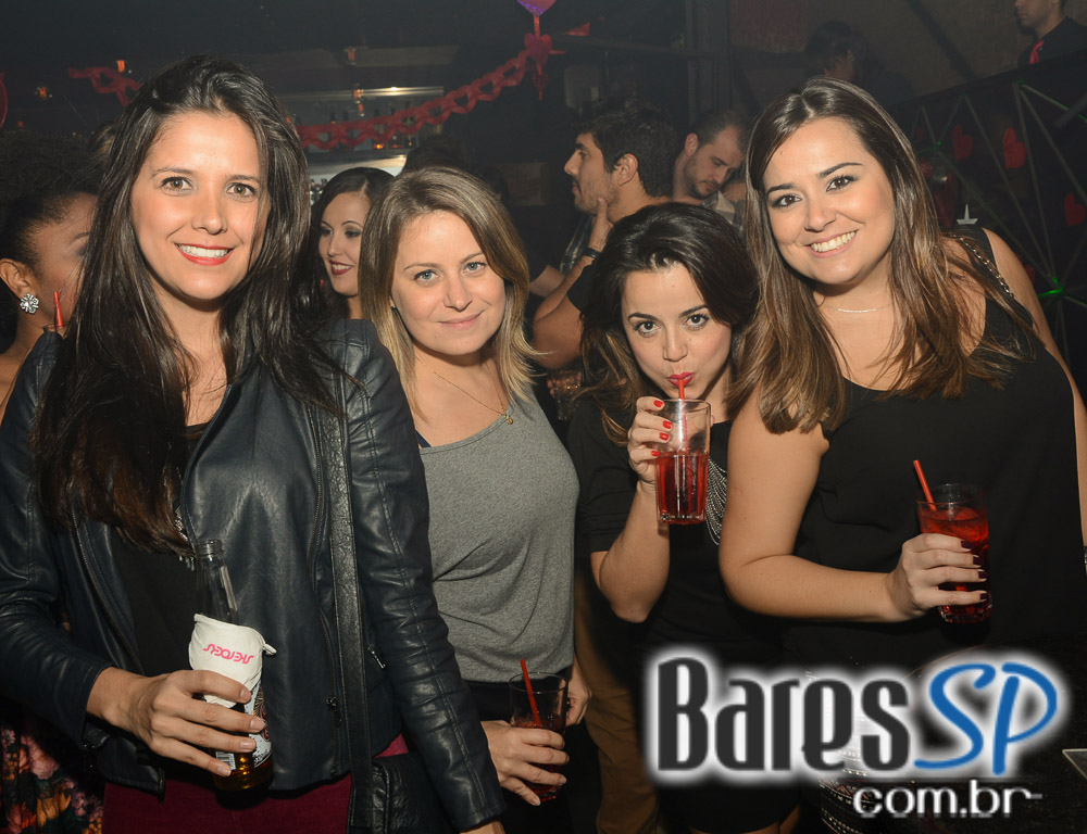 She Rocks promoveu a Single Party com muitas atrações na noite dos Solteiros She Rocks promoveu a Single Party com muitas atrações na noite dos Solteiros