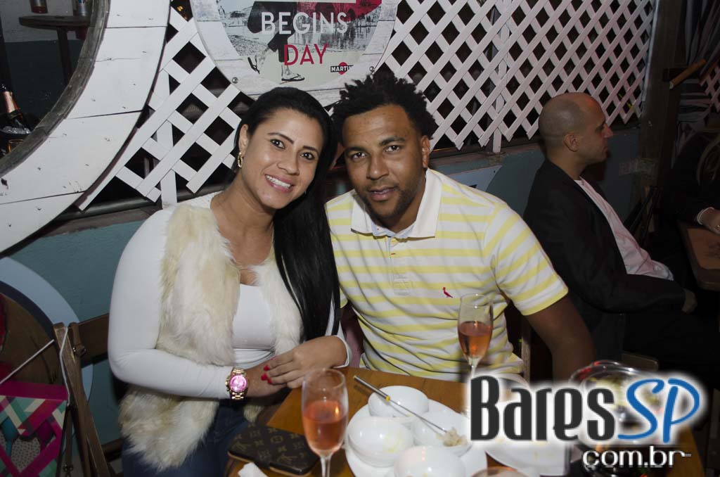 Alto da Hamonia ofereceu Fondues na comemoração do Dia dos Namorados Alto da Hamonia ofereceu Fondues na comemoração do Dia dos Namorados