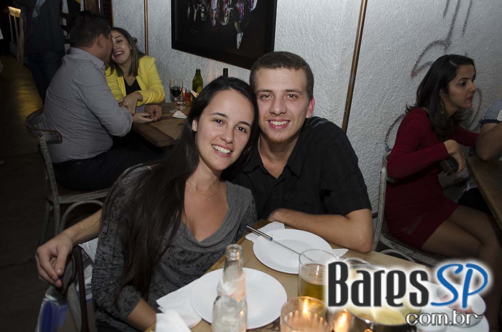 Alto da Hamonia ofereceu Fondues na comemoração do Dia dos Namorados Alto da Hamonia ofereceu Fondues na comemoração do Dia dos Namorados