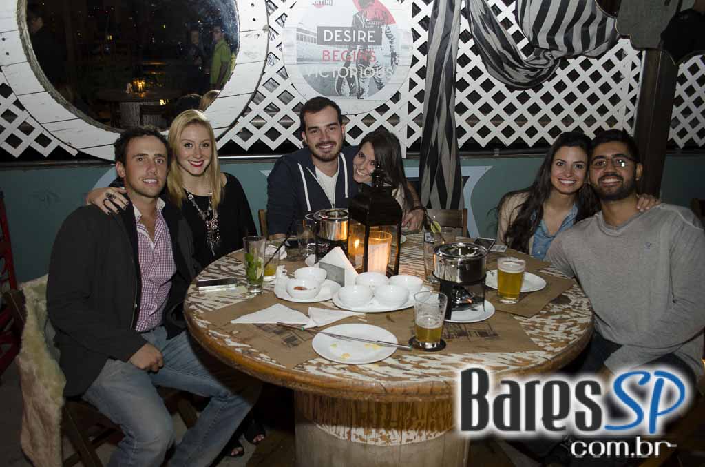 Alto da Hamonia ofereceu Fondues na comemoração do Dia dos Namorados Alto da Hamonia ofereceu Fondues na comemoração do Dia dos Namorados