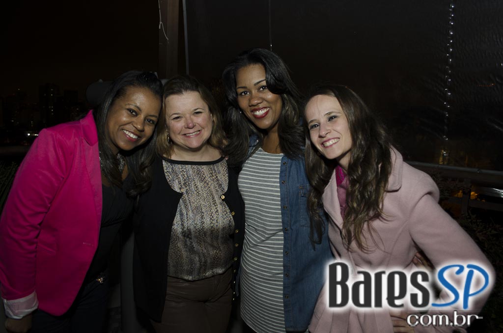 Alto da Hamonia ofereceu Fondues na comemoração do Dia dos Namorados Alto da Hamonia ofereceu Fondues na comemoração do Dia dos Namorados