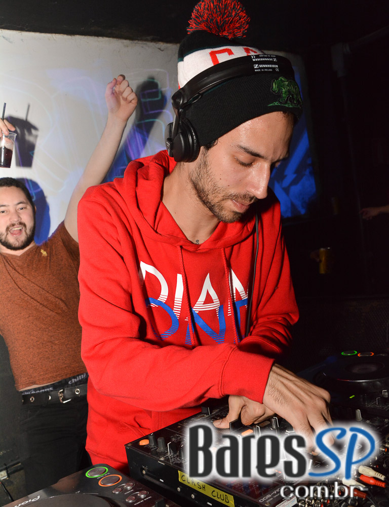 Mais uma edição da Lab Project com Open Bar a noite inteira no Lab Club Mais uma edição da Lab Project com Open Bar a noite inteira no Lab Club