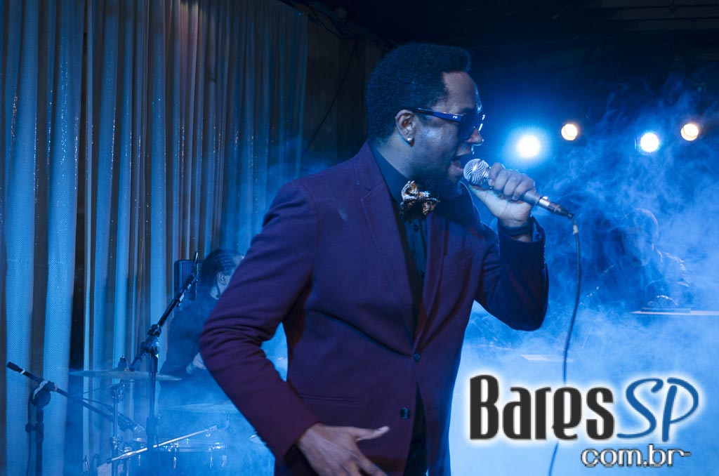 Banda Serial Funkers tocou muito Soul Music no palco do Grazie a Dio Banda Serial Funkers tocou muito Soul Music no palco do Grazie a Dio