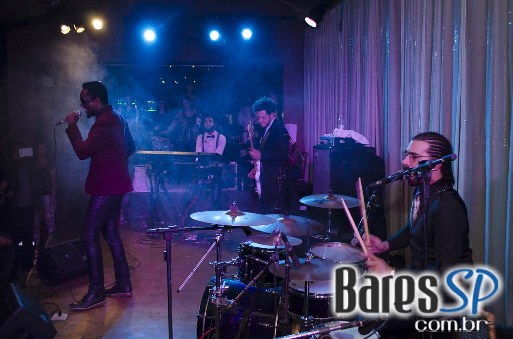 Banda Serial Funkers tocou muito Soul Music no palco do Grazie a Dio Banda Serial Funkers tocou muito Soul Music no palco do Grazie a Dio