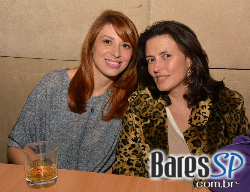 Banda Jamirulus tocou muito Pop Rock e agitou o palco do Na Mata Café Banda Jamirulus tocou muito Pop Rock e agitou o palco do Na Mata Café