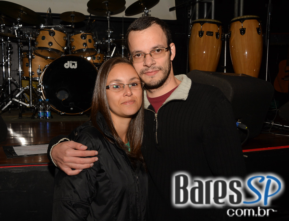 Banda Jamirulus tocou muito Pop Rock e agitou o palco do Na Mata Café Banda Jamirulus tocou muito Pop Rock e agitou o palco do Na Mata Café