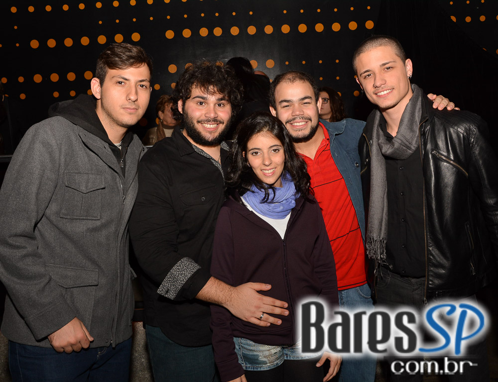 Banda Jamirulus tocou muito Pop Rock e agitou o palco do Na Mata Café Banda Jamirulus tocou muito Pop Rock e agitou o palco do Na Mata Café