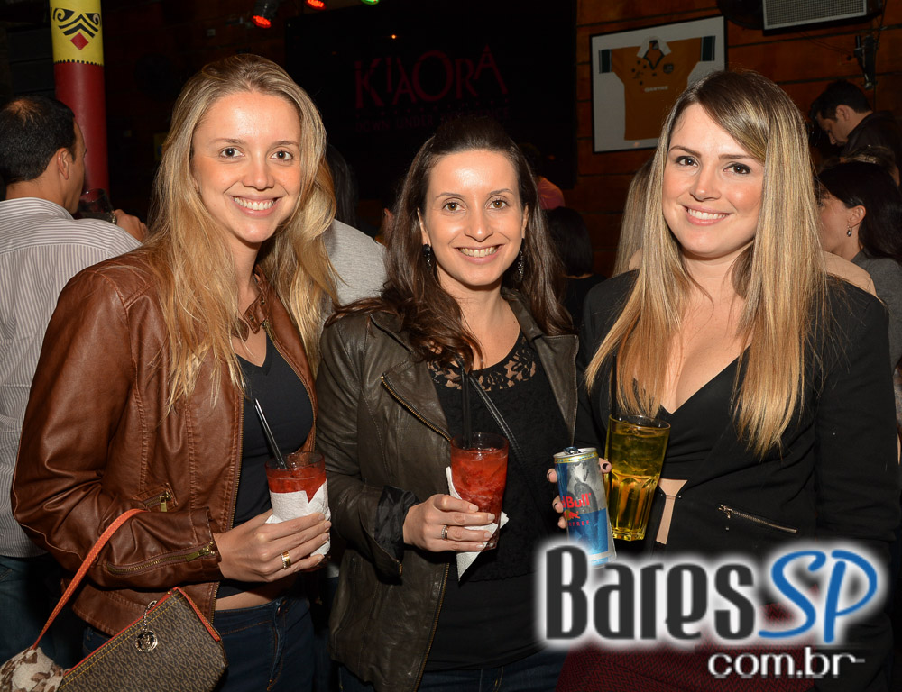 Banda Cover Up se apresentou no Kia Ora Itaim com o melhor do pop rock Banda Cover Up se apresentou no Kia Ora Itaim com o melhor do pop rock