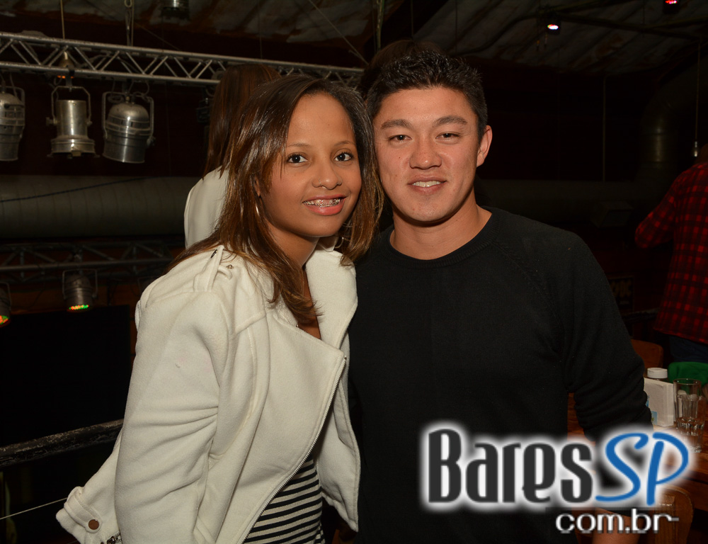 Banda Cover Up se apresentou no Kia Ora Itaim com o melhor do pop rock Banda Cover Up se apresentou no Kia Ora Itaim com o melhor do pop rock