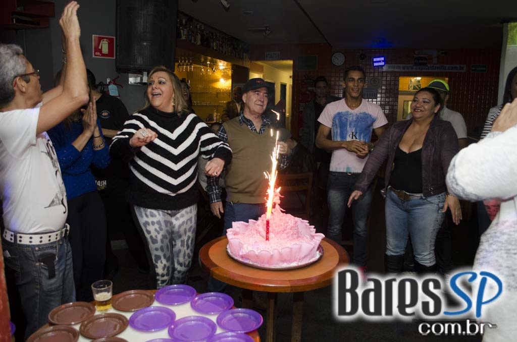 Banda Dec 19 animou o sábado com muito pop rock no Capital da Villa Banda Dec 19 animou o sábado com muito pop rock no Capital da Villa