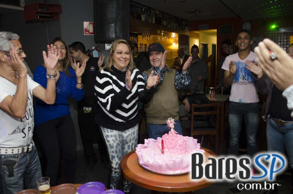 Banda Dec 19 animou o sábado com muito pop rock no Capital da Villa Banda Dec 19 animou o sábado com muito pop rock no Capital da Villa