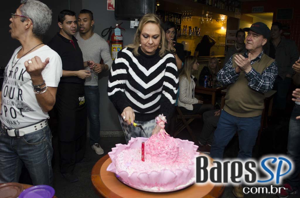 Banda Dec 19 animou o sábado com muito pop rock no Capital da Villa Banda Dec 19 animou o sábado com muito pop rock no Capital da Villa