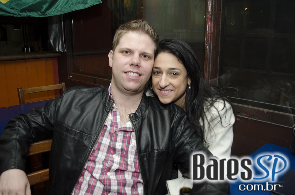 Banda Dec 19 animou o sábado com muito pop rock no Capital da Villa Banda Dec 19 animou o sábado com muito pop rock no Capital da Villa