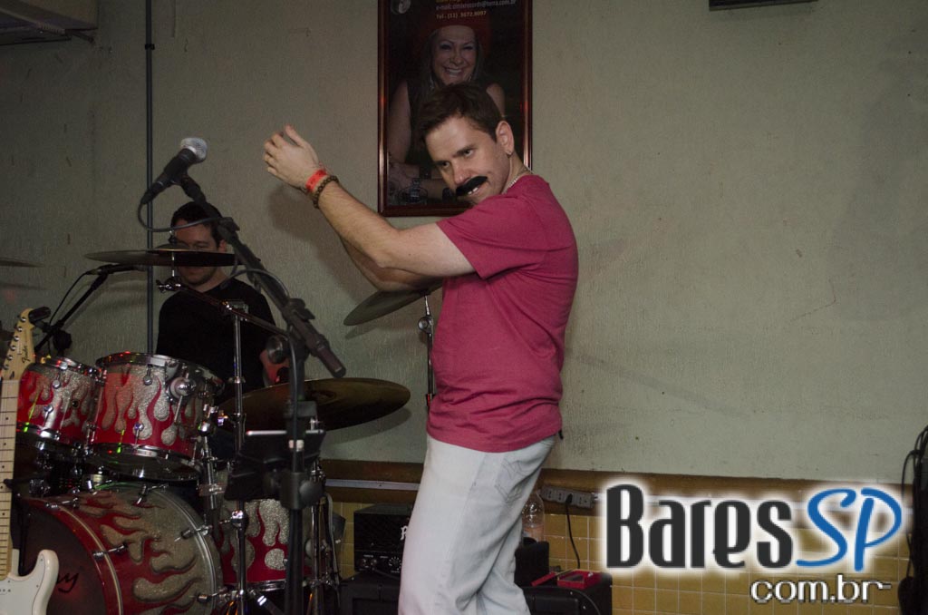 Banda Dec 19 animou o sábado com muito pop rock no Capital da Villa Banda Dec 19 animou o sábado com muito pop rock no Capital da Villa